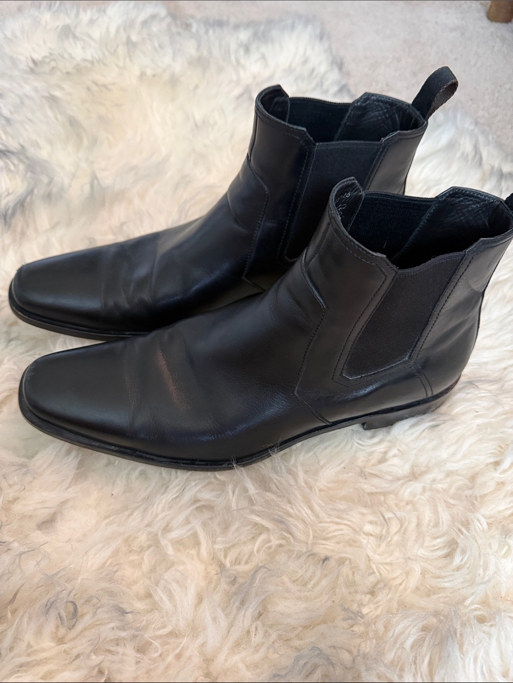 Men's Black Leather Boss  Chelsea Boots - Sleek Slip-On Dress Boots